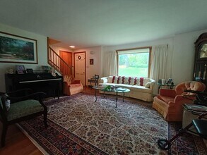 67 Cliffe Ave in Lexington, MA - Building Photo - Building Photo