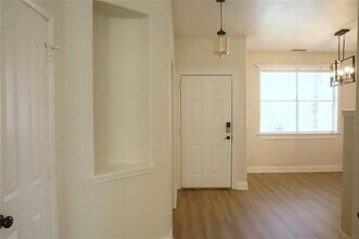 1121 Golden Eagle Ct in Aubrey, TX - Building Photo - Building Photo