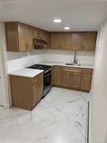 18 Cherry St in Milford, CT - Building Photo