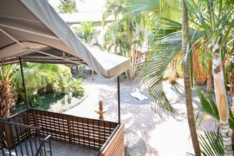 3215 W Swann Ave in Tampa, FL - Building Photo - Building Photo