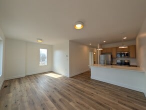 5900 Fort Ave in Lynchburg, VA - Foto de edificio - Building Photo