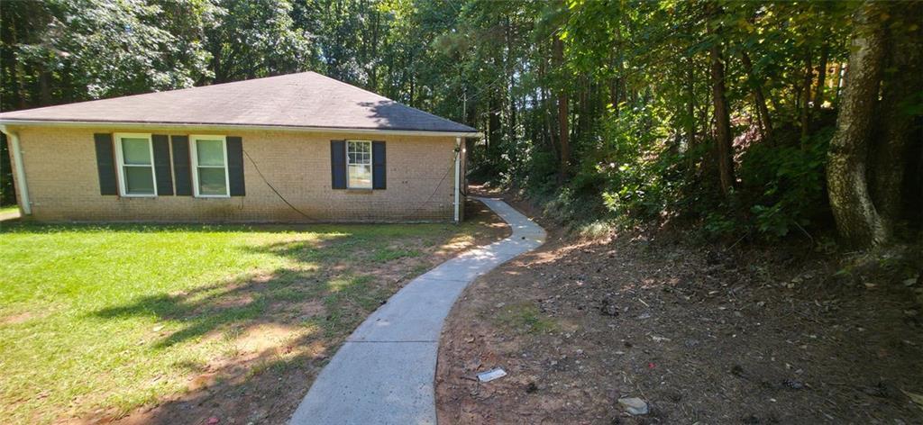 716 Jackson Park Ln NW in Suwanee, GA - Building Photo
