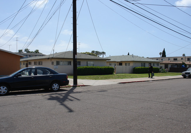 556 Flower St in Chula Vista, CA - Building Photo - Building Photo