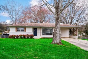 2115 Ballard Pl in Chattanooga, TN - Building Photo