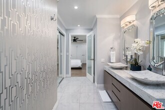 22711 Margarita Dr in Los Angeles, CA - Building Photo - Building Photo