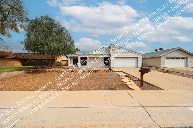 property at 1716 E Redfield Rd