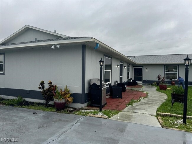 property at 502 NE 25th Ave