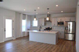 4832 Lacy Rd in Fitchburg, WI - Building Photo - Building Photo