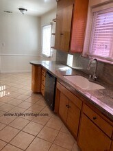 4912 Van Noord Ave in Los Angeles, CA - Building Photo - Building Photo