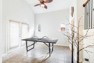 6965 Shoreview Dr in Grand Prairie, TX - Building Photo - Building Photo