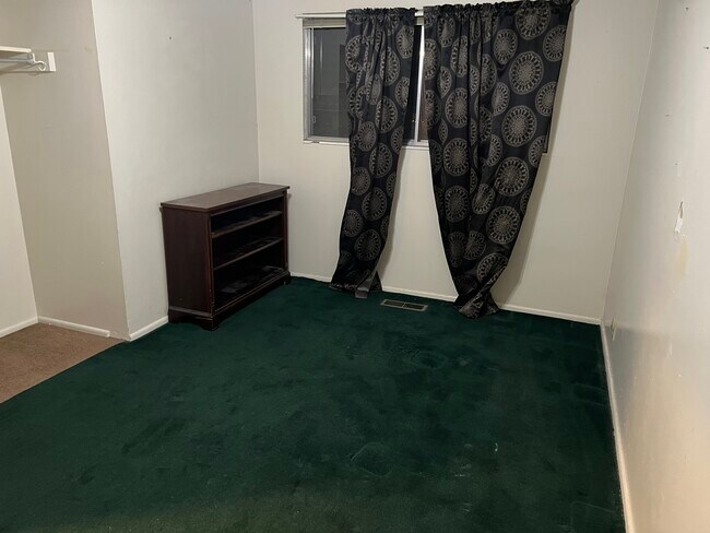 property at 855 S 400 W