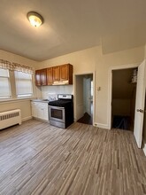 5602 N 7th St, Unit 1st Floor in Philadelphia, PA - Building Photo - Building Photo