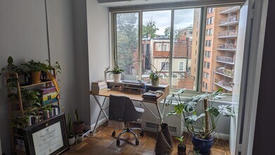 1727 Massachusetts Ave NW, Unit 417 in Washington, DC - Building Photo - Building Photo