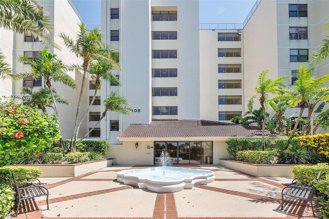 property at 105 Lake Emerald Dr