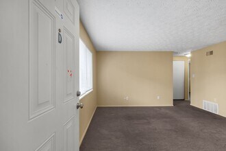 3011 Markham Rd-Unit -3011B in Columbus, OH - Building Photo - Building Photo