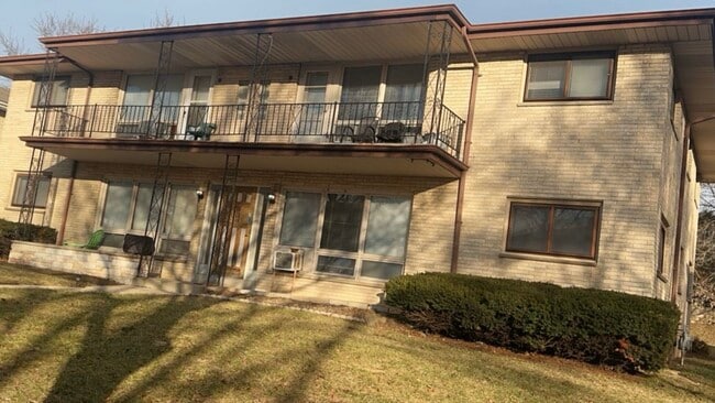 4130 N 91st St, Unit 3B