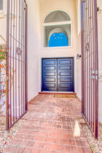 926 Via Monte St in El Paso, TX - Building Photo - Building Photo