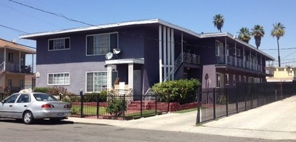 3321 Alma Ave in Lynwood, CA - Building Photo - Building Photo