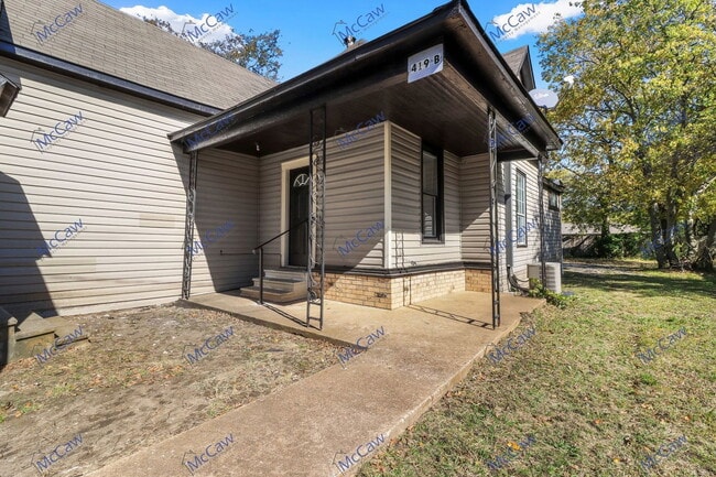 419 N Grand Ave in Sherman, TX - Building Photo - Building Photo