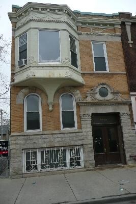 3226 W Armitage Ave in Chicago, IL - Building Photo