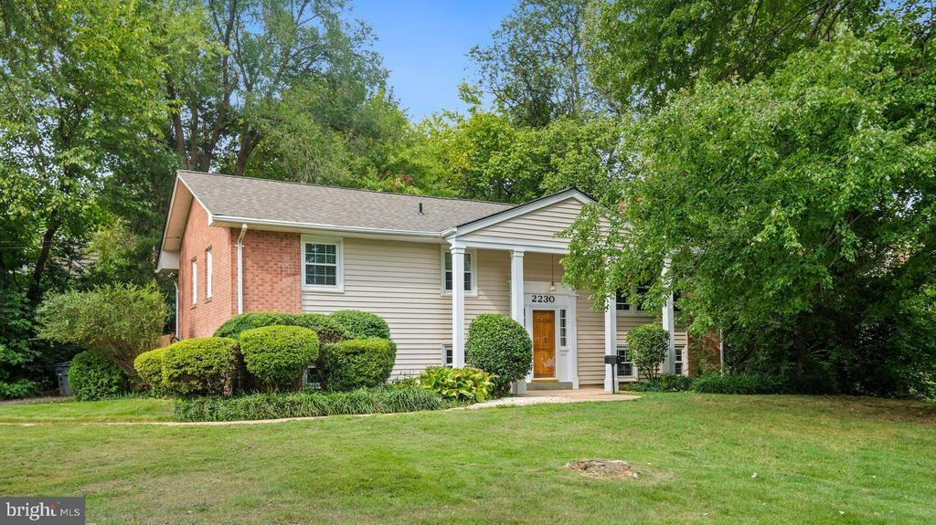 2230 Wittington Blvd in Alexandria, VA - Building Photo