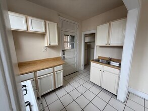 2142 Gunderson Ave in Berwyn, IL - Building Photo - Building Photo