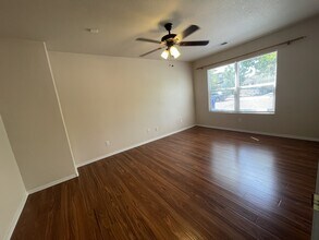 10011 Calle Chulita NW in Albuquerque, NM - Building Photo - Building Photo