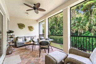 307 Chambord Terrace in Palm Beach Gardens, FL - Building Photo
