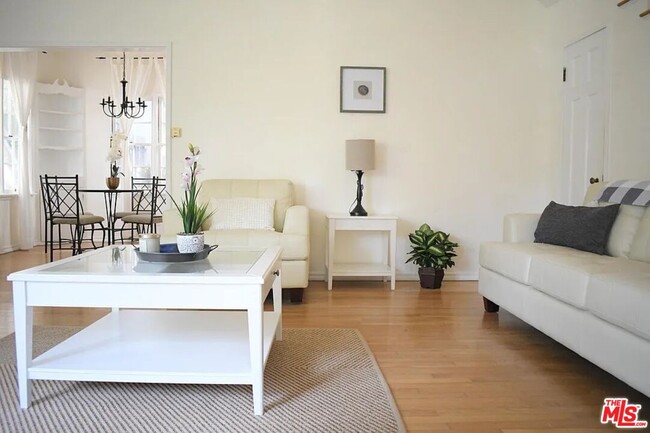 837 6th St in Santa Monica, CA - Building Photo - Building Photo
