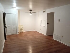 3242 S Semoran Blvd in Orlando, FL - Building Photo - Building Photo