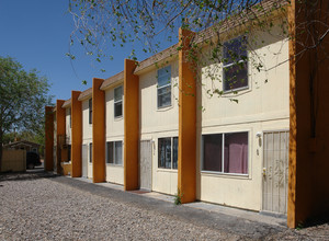 238 Tennessee St NE in Albuquerque, NM - Building Photo - Building Photo