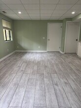 23 Surrey Run Dr in Hendersonville, NC - Building Photo - Building Photo