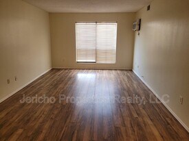 3550 S Harlan St in Lakewood, CO - Building Photo