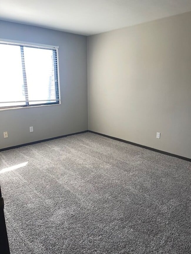 Brookside Apartments in Belleville, IL - Foto de edificio - Building Photo