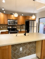 3230 32nd Way in West Palm Beach, FL - Building Photo