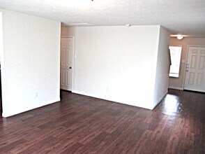 22323 Queenbury Hills Dr in Houston, TX - Building Photo - Building Photo