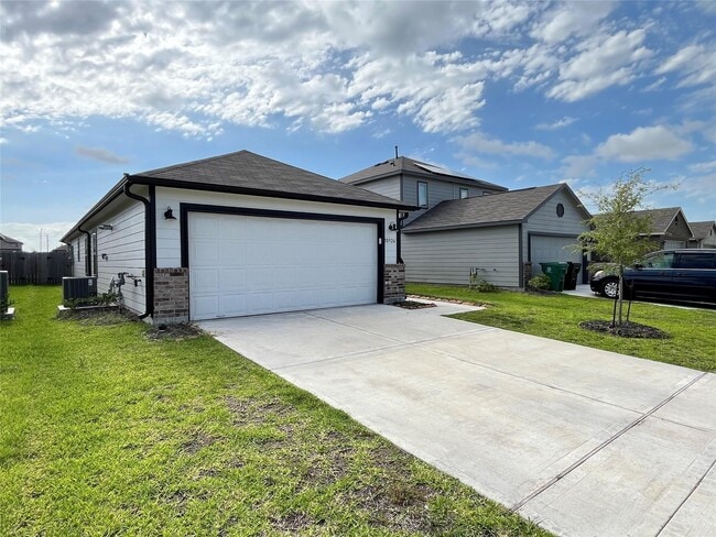 10526 Vinca Minor Ln in Houston, TX - Building Photo - Building Photo