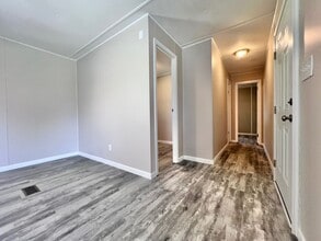 109 S Alena Ct in Hampstead, NC - Building Photo - Building Photo