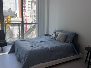 244 Biscayne Blvd in Miami, FL - Building Photo - Building Photo