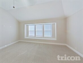 625 Fox View Dr, Unit 321 in Fort Worth, TX - Building Photo - Building Photo