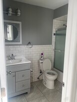 270 New York Ave, Unit UTILITIES INCLUDED in Newark, NJ - Building Photo