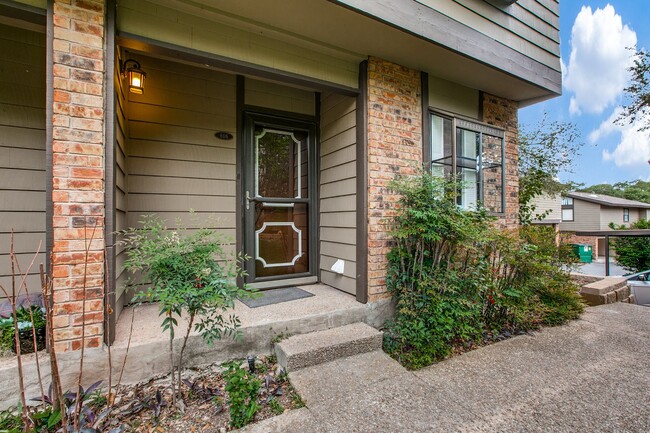 property at 11815 Vance Jackson Rd