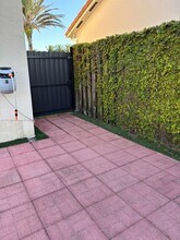 16487 SW 56th Terrace in Miami, FL - Building Photo - Building Photo