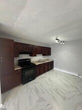 1213 Roselle St in Linden, NJ - Building Photo - Building Photo