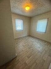 742 N Warren Ave in Springfield, MO - Building Photo - Building Photo