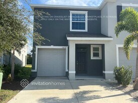 8632 Milestone Dr in Sarasota, FL - Building Photo