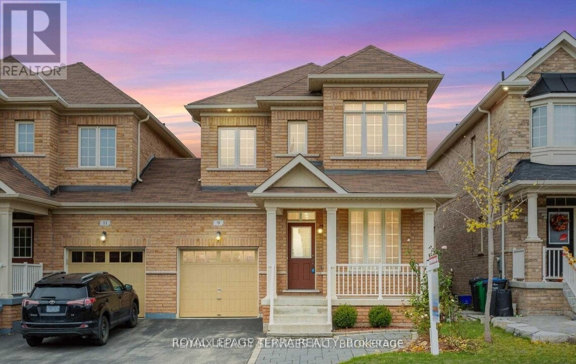 9 Chesterwood Cres in Brampton, ON - Building Photo
