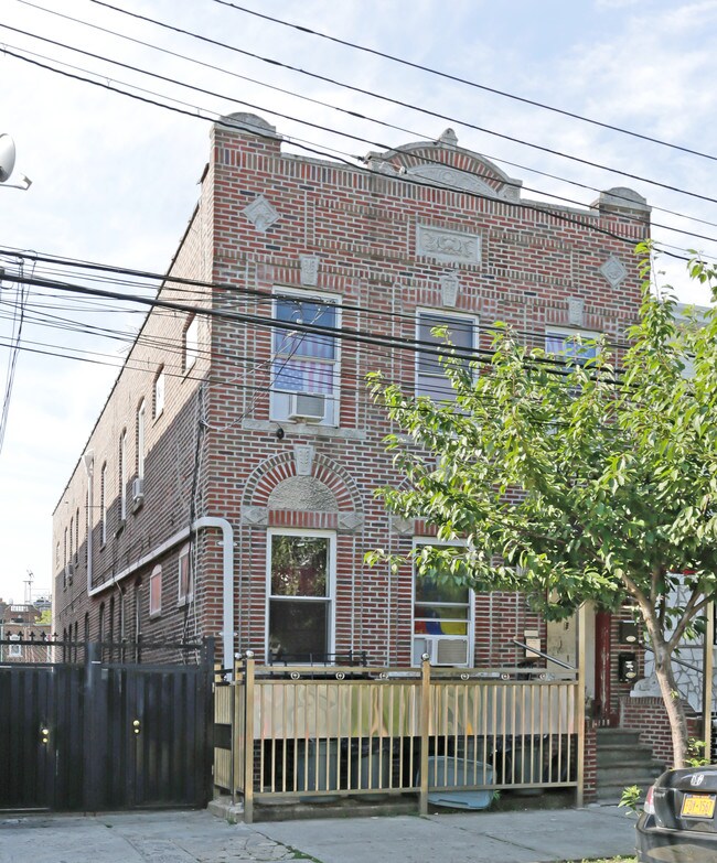 10434 37th Dr
