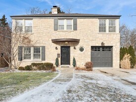 1754 Grove St in Glenview, IL - Building Photo