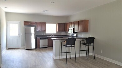 116 Bonielane Dr in Statesboro, GA - Building Photo - Building Photo